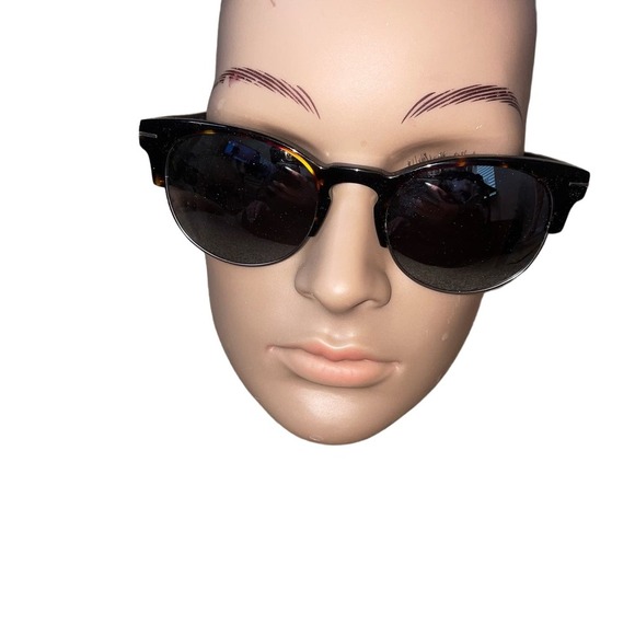 Sun Trends sun glasses with case Tortoise brown rimed great condition used - Picture 1 of 8